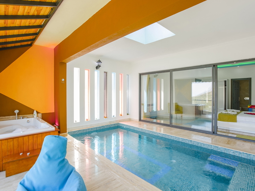  gece  -  Kasım
  | Kalkan İslamlar'da Jakuzili ve Isıtmalı Havuzlu Romantik Villa Tatili